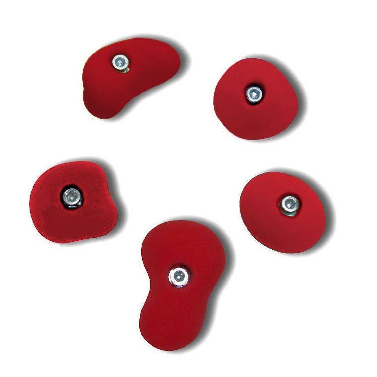 Ergonomische Kinderklettergriffe in verschiedenen Farben.